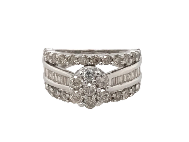 10kt White Gold Diamond RIng With 48 Round  22 Baguette Cut Diamonds = Approx 2.75ct tdw, I2 Average With LM ColorRetail 3799  Estate 2199