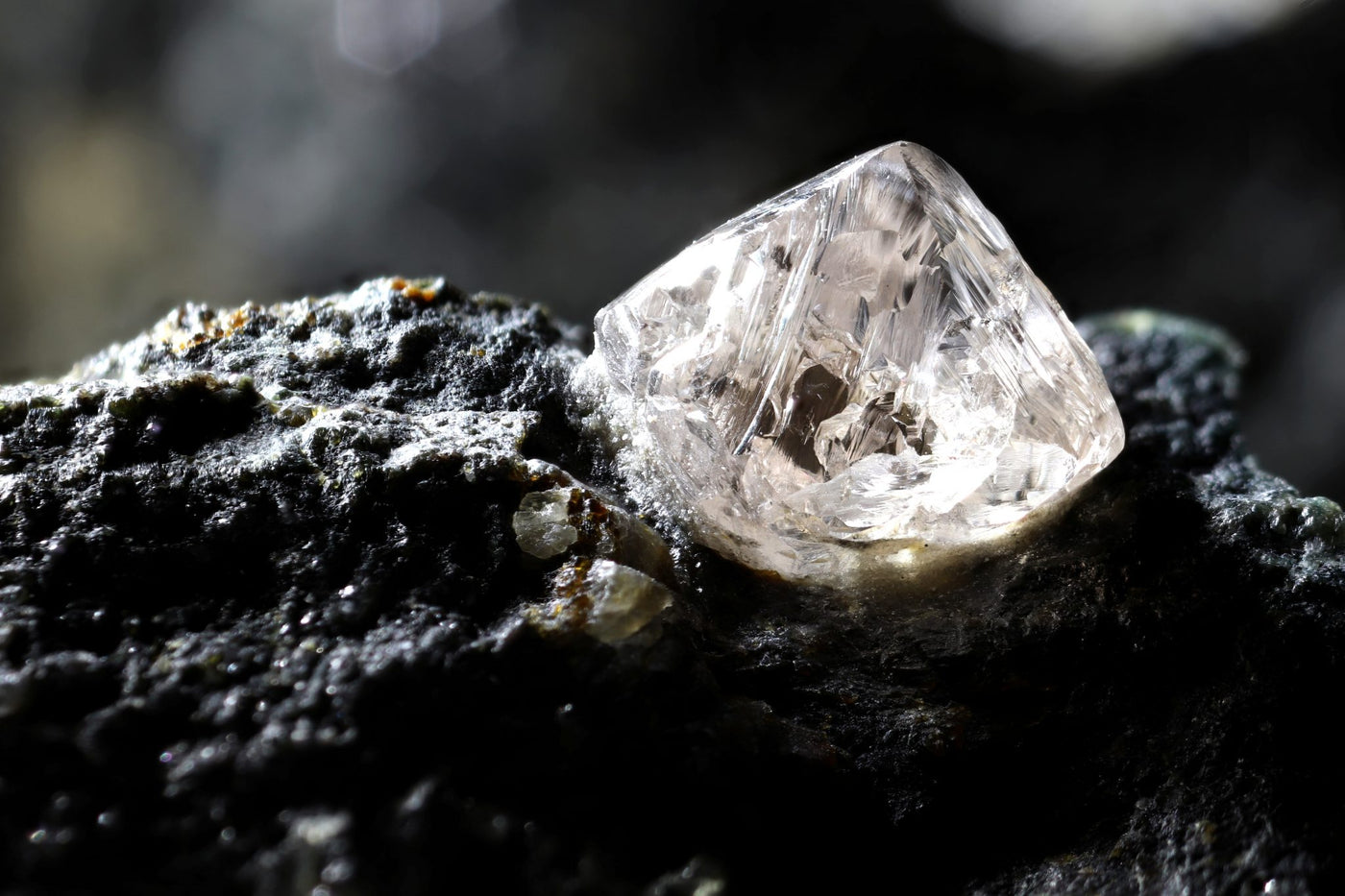 How Are Diamonds Formed? Noe’s Jewelry