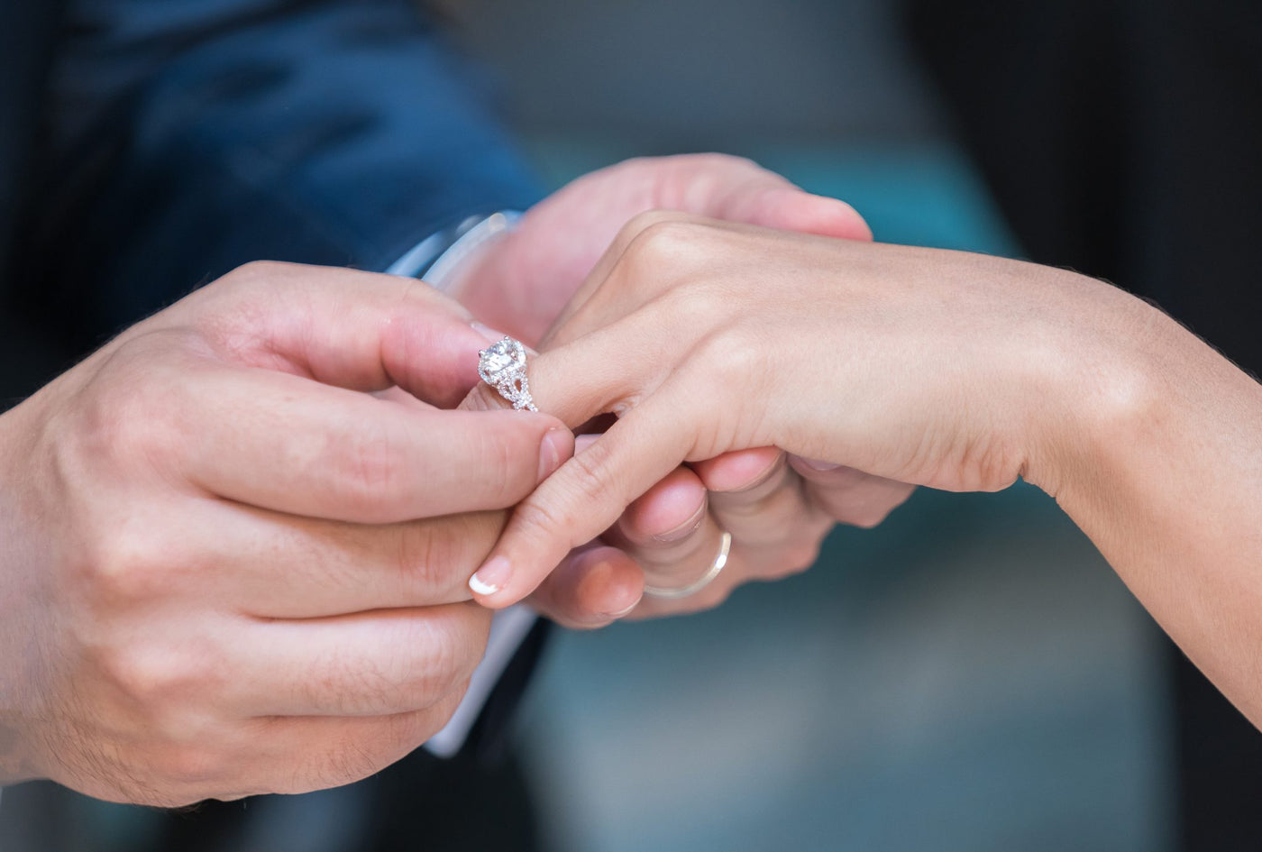 why engagement ring on left hand