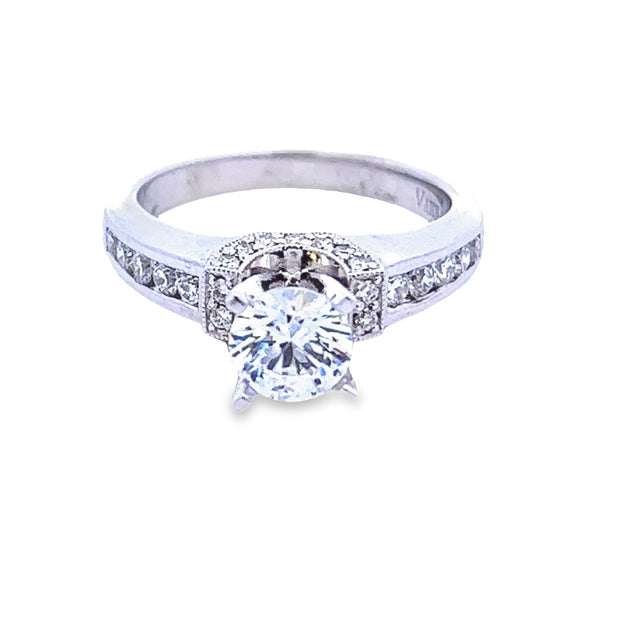 18K White Gold Semi Mounting, Set With A Cz Center And 28 Round Brilliant Cut Diamonds With A Total Weight Of .51Ct. Diamonds Are Vs-2 Quality With G Color