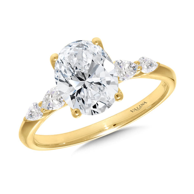 14kt yellow Gold Ring With 4 Pear Shaped Diamond Accent Stones .38ct a