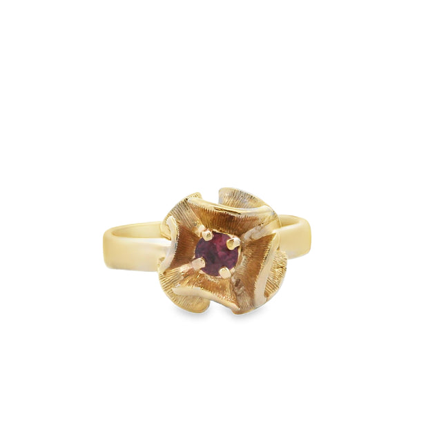 Vintage 14Kt Yellow Gold Floral Ring Set With One 3Mm Round Ruby, Fing