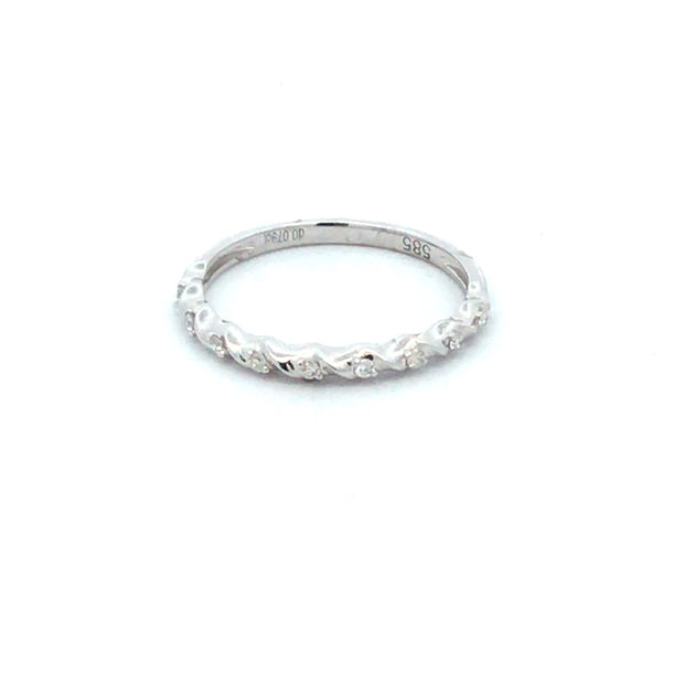 14Kt White Gold Fashion Ring With 9 Round Diamonds .10Tdw Size 6.5