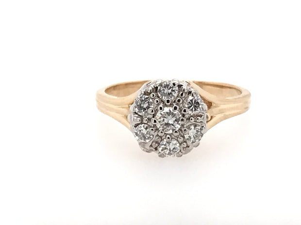 14kt Two Tone Diamond Ring With 7 Round Brilliant Cut Diamonds - Approx .59ct tdw, SI1 GHRetail 1899  Estate 949