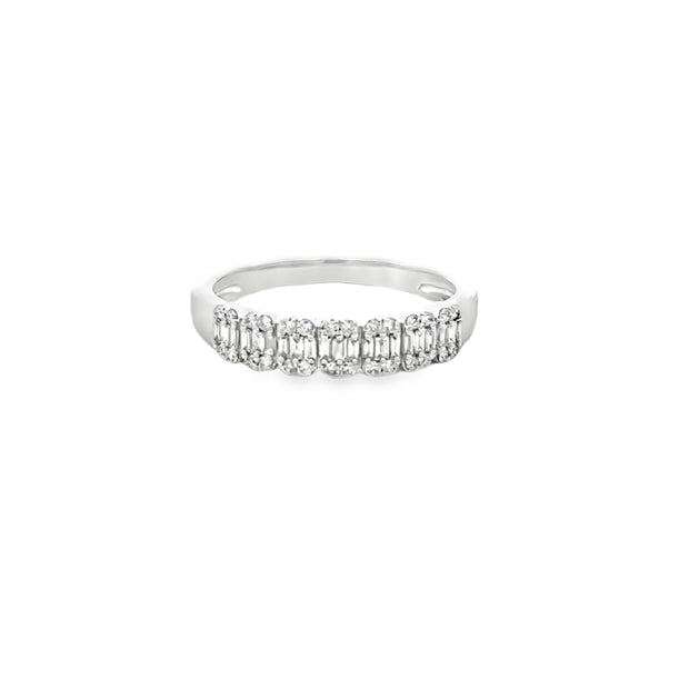 Lady's White 10 Karat Diamond Anniversary Fashion Ring Size 7 With 21