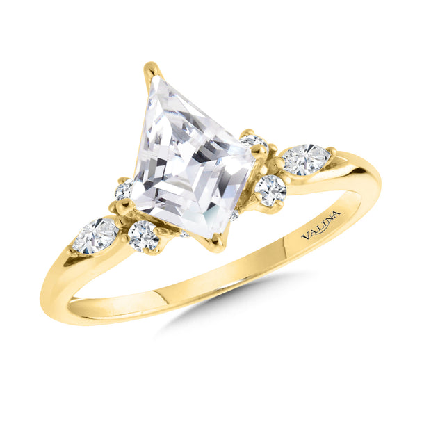 14kt Yellow Gold Ring With 2 Marquise and 4 Round Side Diamonds 14 Rou