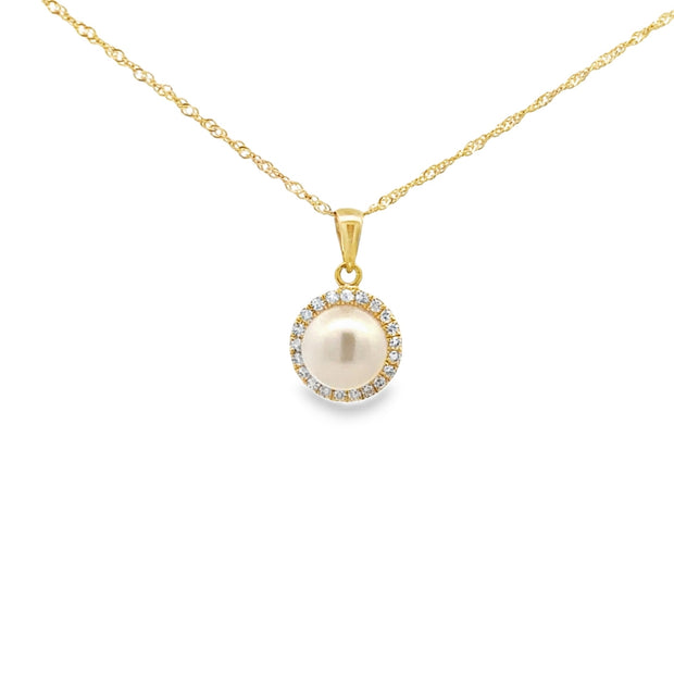 Lady's Yellow 14 Karat Peral Pendant Length 18 With 21 = 0.07Tw Round