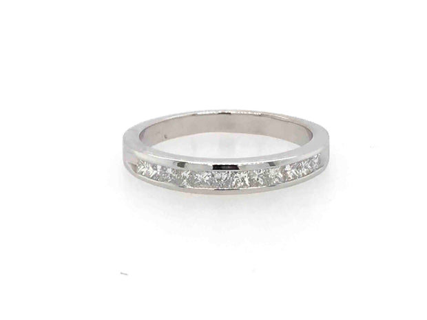 14kt White Gold Diamond Anniversary Band With 12 Princess Cuts = Approx .60ct tdw, SI2 HRetail 1999  Estate 1299