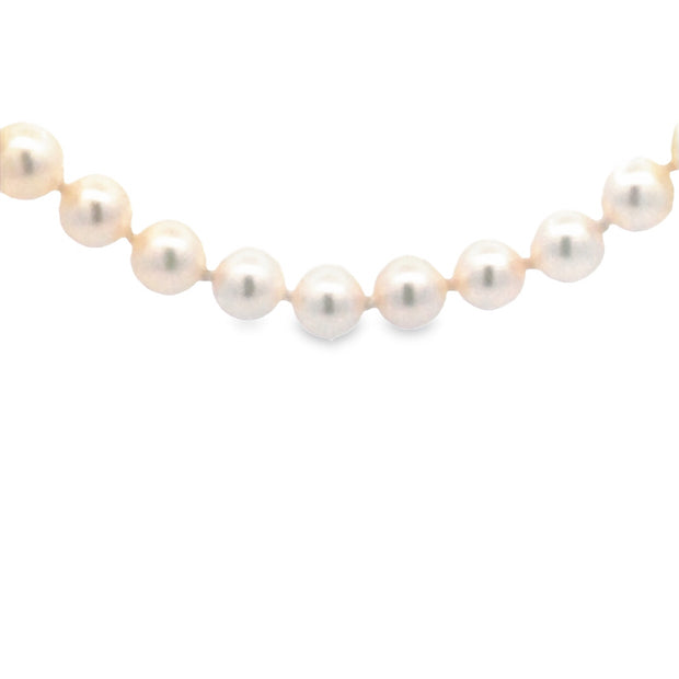 Vintage 14Kt Yellow Gold Clasp With A 25 Inch Long Strand Of 7.0-7.5Mm