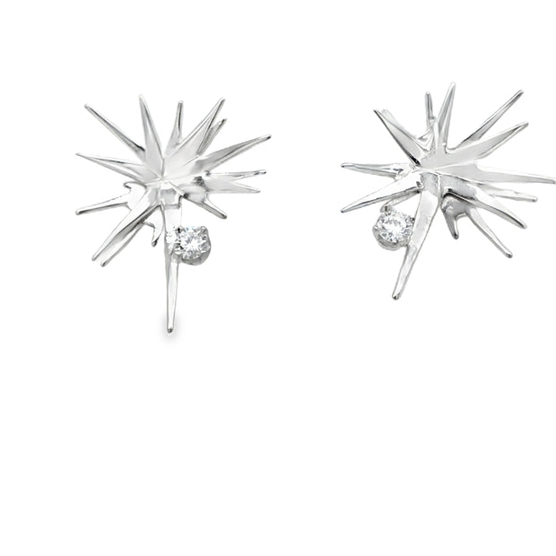 Vintage 18Kt White Gold Earrings Set With 2 Round Brilliant Cut Diamon