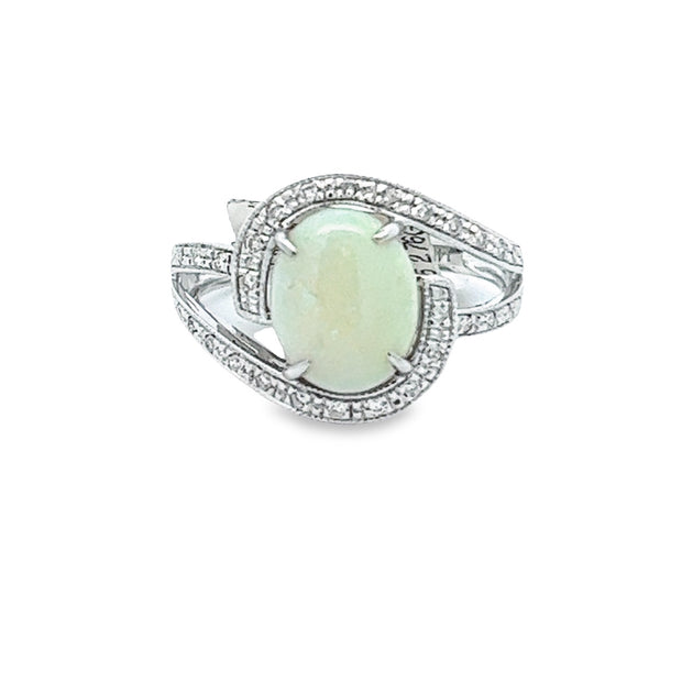 14kt White Gold Ring With 8x10 Oval Opal 1.70ct Surrounded By Round Di