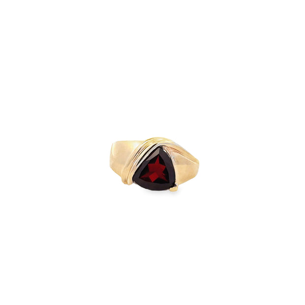 Vintage 10Kt Yellow Gold Ring Set With One 10Mm Trilliant Cut Mozambiq