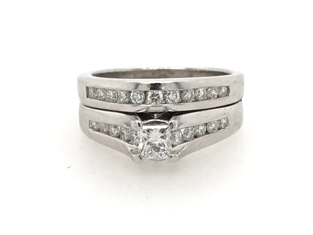 14K White Gold Engagement  Wedding Ring Set With .39 Princess Cut Diamond SI1 F.  21  Round Brilliant Cut Diamonds = .58ct tdw, SI GHRetail 3999  Estate 2499