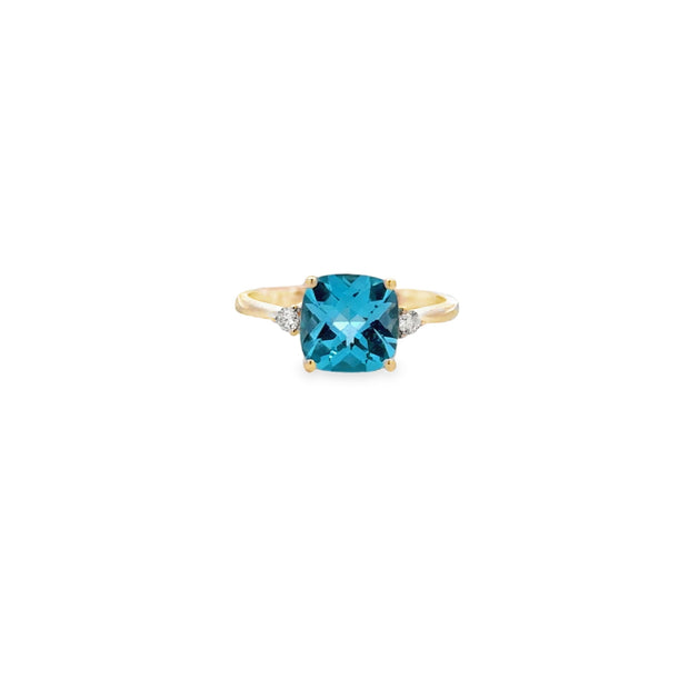 Lady's Yellow 14 Karat Topaz Fashion Ring Size 7 With One = 2.52Ct Cus