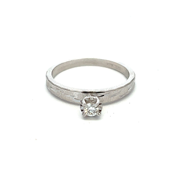 Vintage 14Kt White Gold Engagement Ring Prong Set With One Round Brill