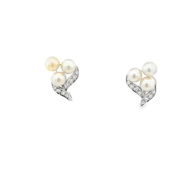 Vintage 14 Karat White Gold Ear Clips Set With Six 6.5Mm Round Half Dr