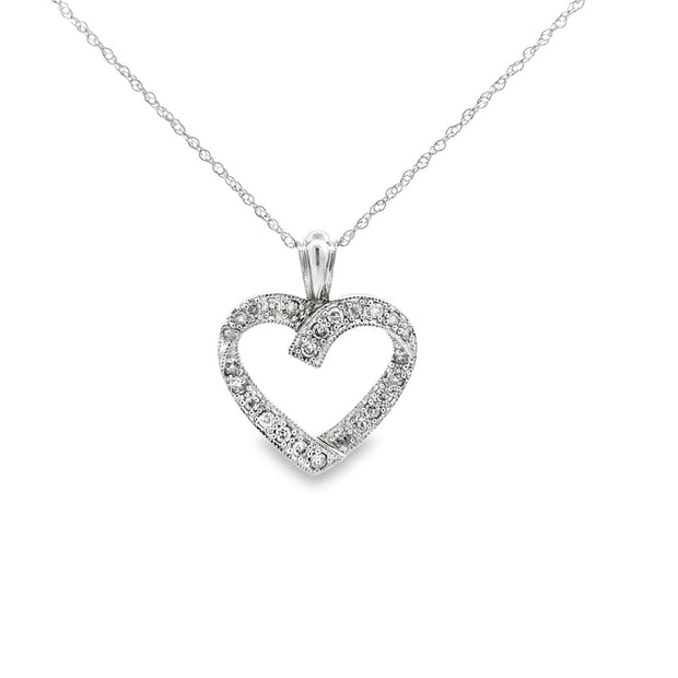 Vintage 14Kt White Gold Heart Necklace Prong Set With 24 Round Brillia