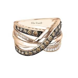 Vintage 14Kt Strawberry Gold Ring With 36 Round Vanilla And Chocolate