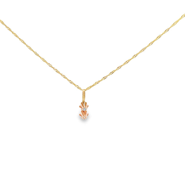 Vintage 14Kt Yellow Gold 18 Inch Long Singapore Chain With A Pendant S