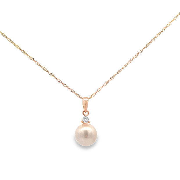 14kt Yellow Gold Pendant With 7mm  Freshwater Pearl And One Round Diam