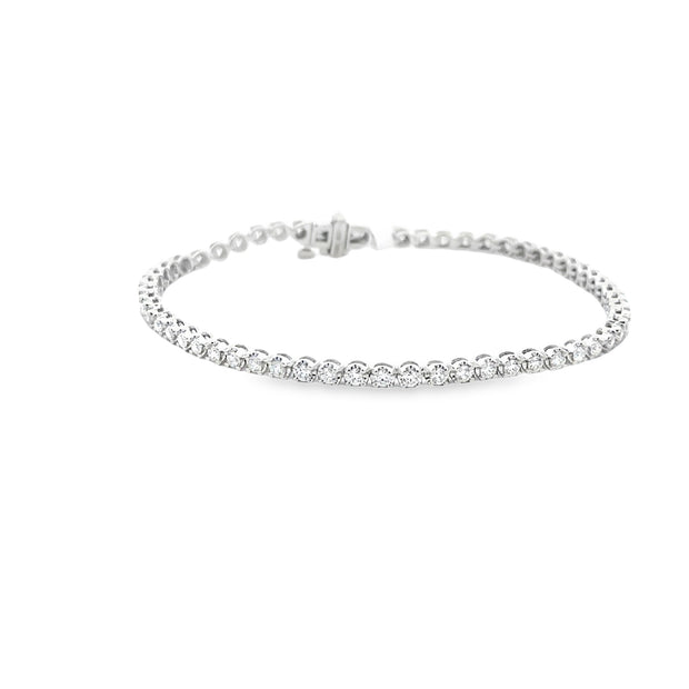Lady's White 14 Karat Diamond Tennis Bracelet Length 7.25 With 59 = 2.