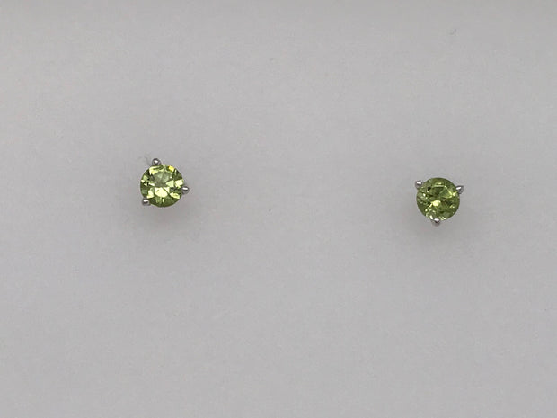 14Kt White Gold 4.mm Round Peridot Earrings